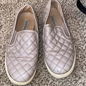 Steve madden slip on sneakers
